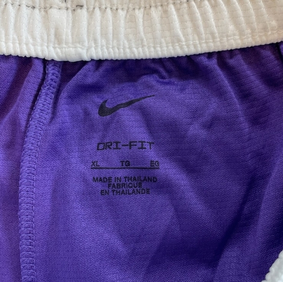 Nike loose fit above the knee fit basketball shorts w/ pockets purple size XL - Picture 6 of 6